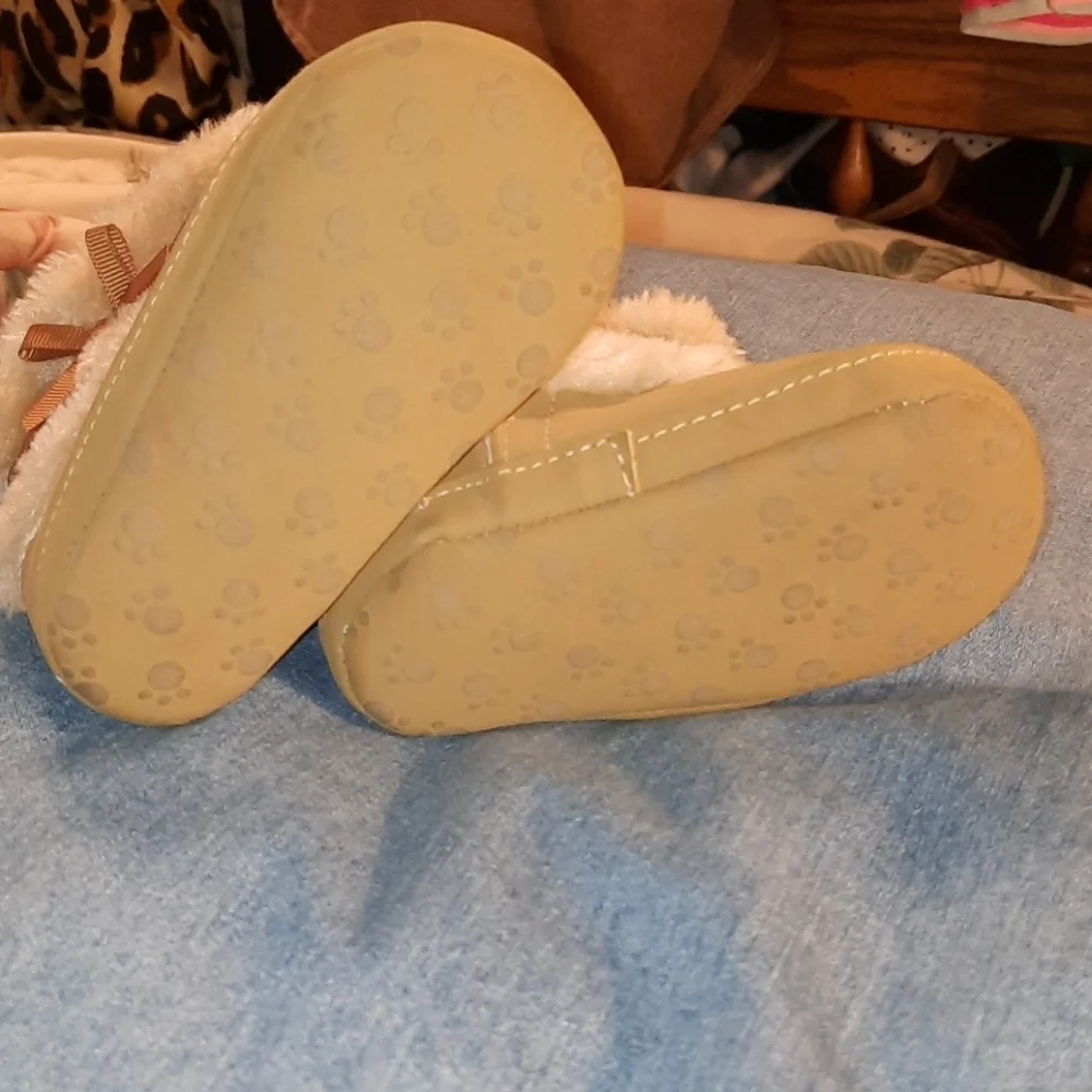 BABY girl SZ 3 boots fur tan